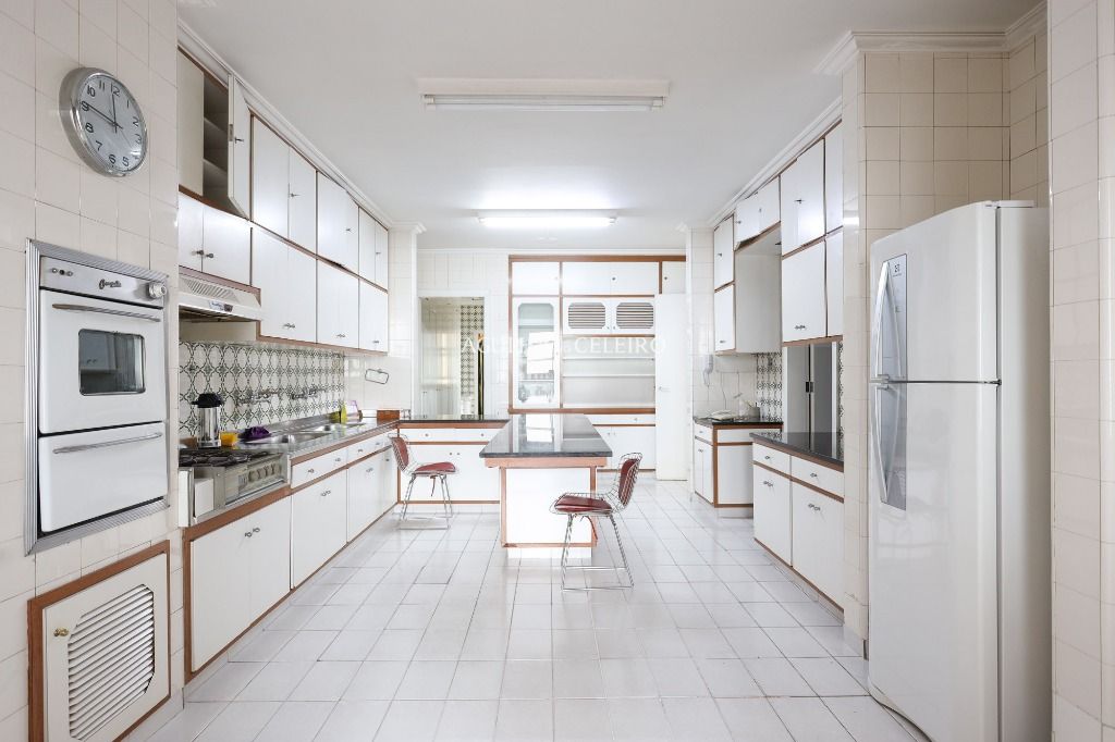 Venda/Jardim Europa: um super clássico – AP7564