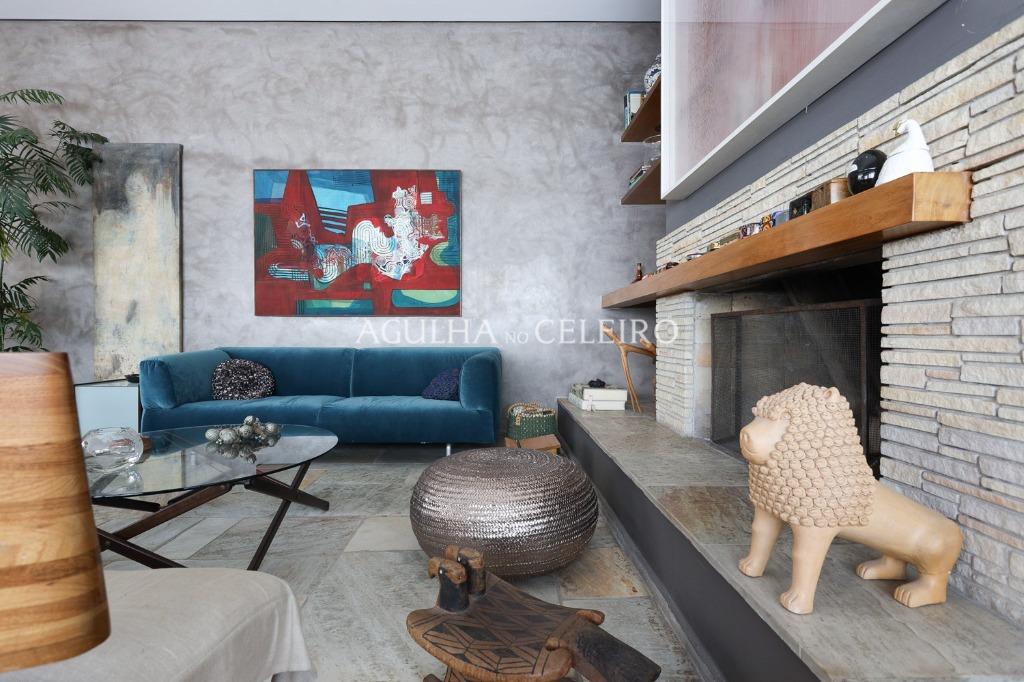 Cobertura única no Itaim Bibi para venda. – CO0704